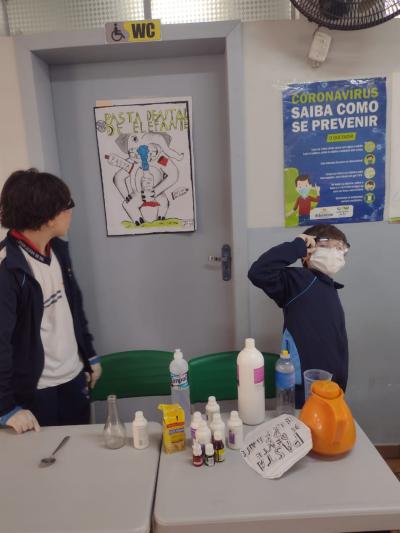 Escola LeocÃ¡dio JosÃ© Correia realizou a Feira de CiÃªncias com os Alunos do 5Âº ano
